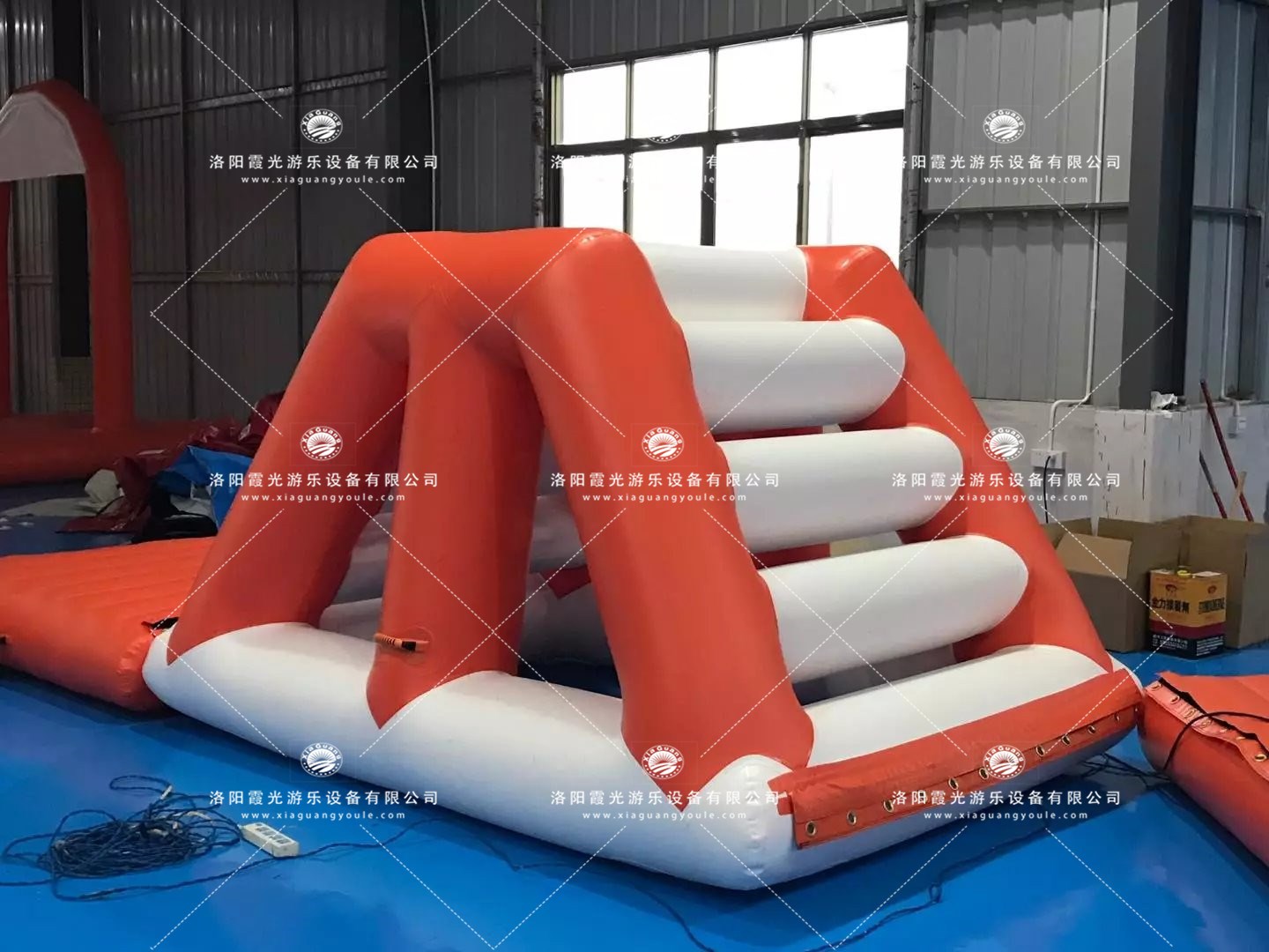黄浦水上闯关设施